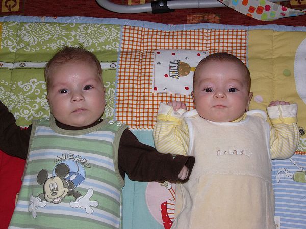 Esterka s Honzíkem Hruškou